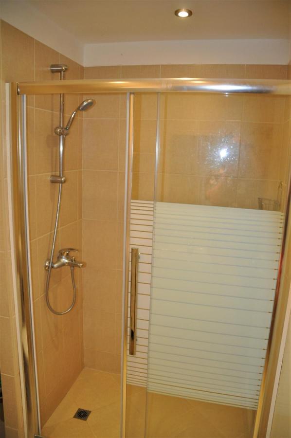 Private Apartment In Green Life Beach Resort Созополь Экстерьер фото