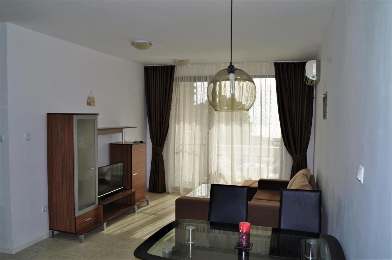 Private Apartment In Green Life Beach Resort Созополь Экстерьер фото