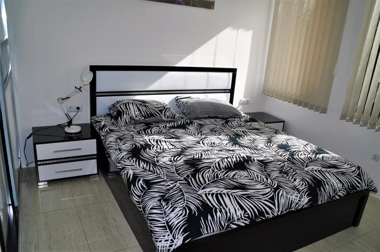 Private Apartment In Green Life Beach Resort Созополь Экстерьер фото