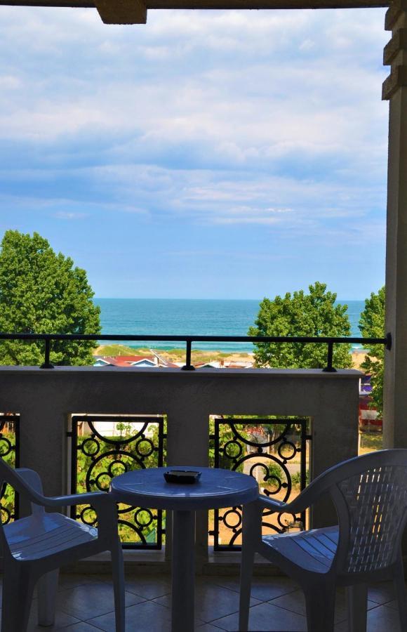 Private Apartment In Green Life Beach Resort Созополь Экстерьер фото