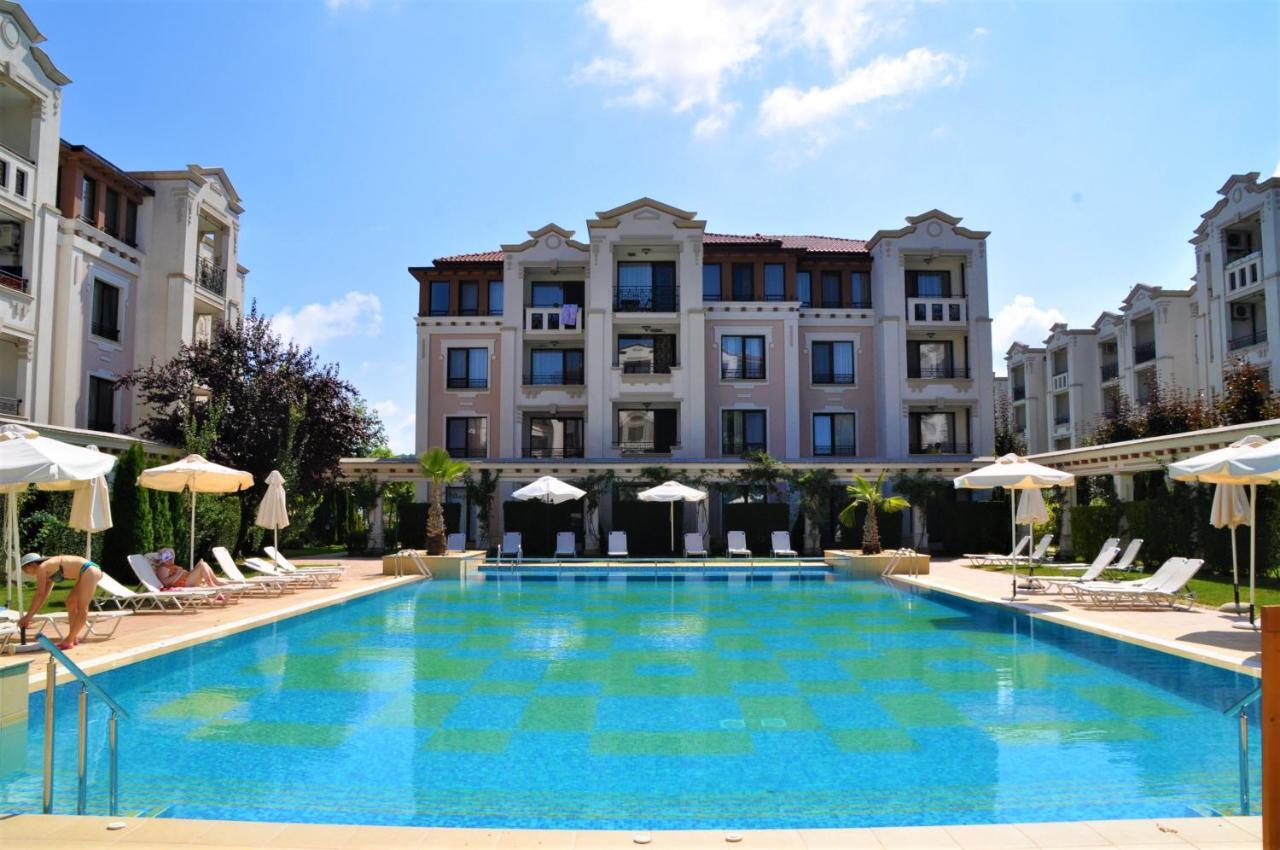 Private Apartment In Green Life Beach Resort Созополь Экстерьер фото
