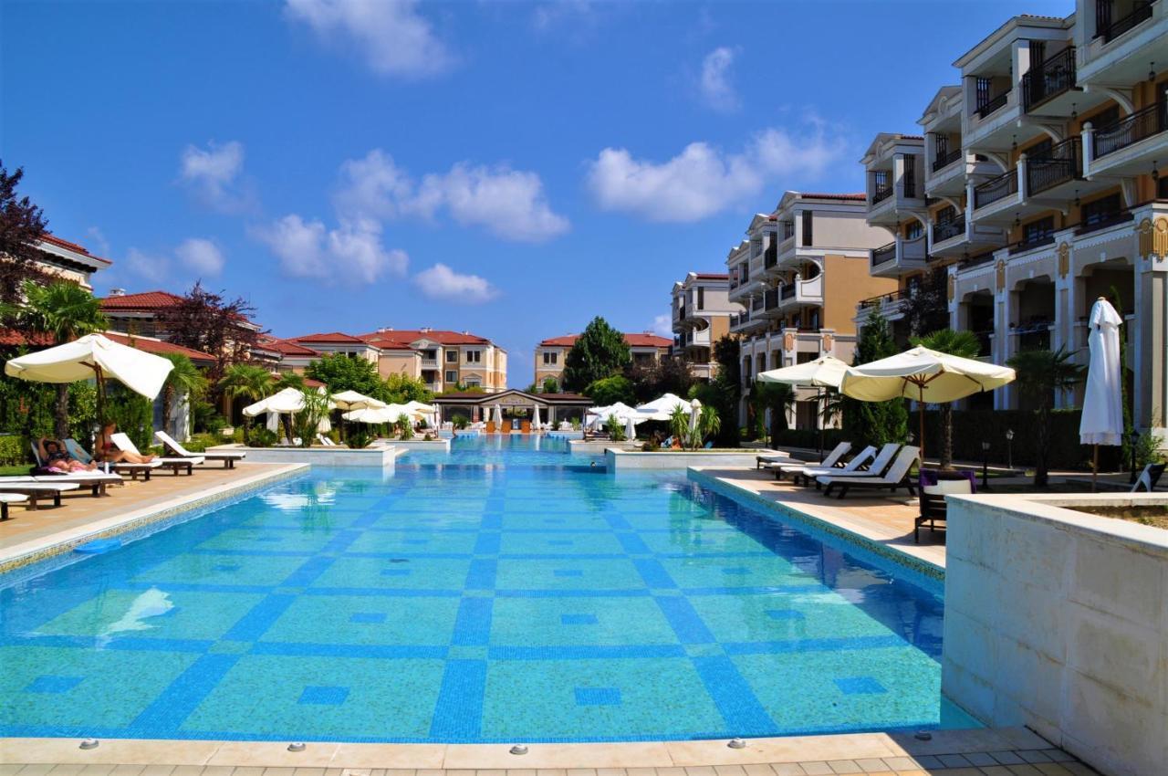 Private Apartment In Green Life Beach Resort Созополь Экстерьер фото