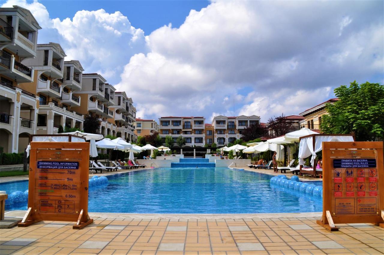Private Apartment In Green Life Beach Resort Созополь Экстерьер фото