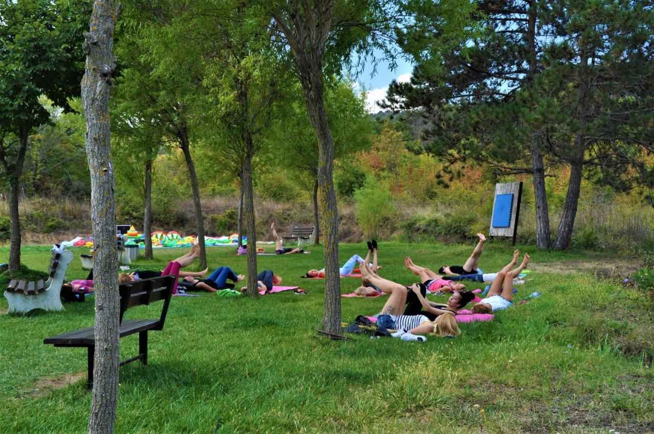 Private Apartment In Green Life Beach Resort Созополь Экстерьер фото